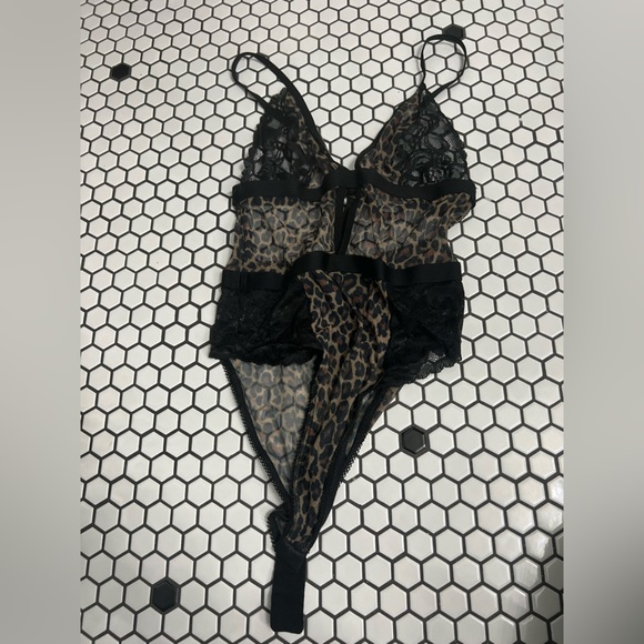 Venus lace teddy size small - Picture 1 of 4